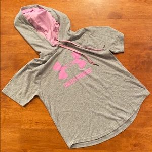 Small Under Armour Hooded Tshirt